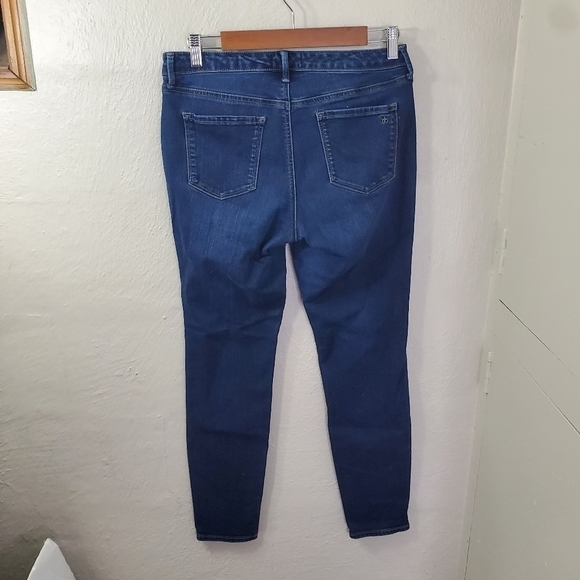 Jessica Simpson Super Skinny Kiss Me 10x30 Jeans - Picture 6 of 11